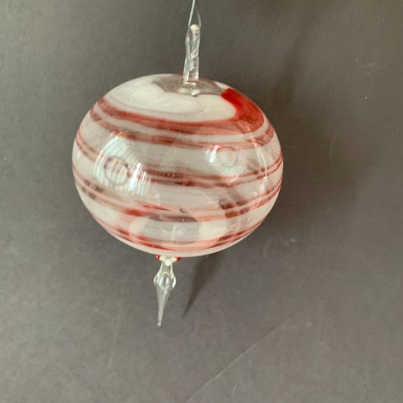 VINTAGE HAND BLOWN GLASS RED STRIPES ORNAMENT CHRISTMAS